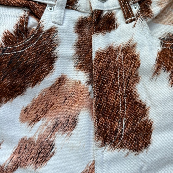 WeWoreWhat Cowhide Print Jeans, Size 25, Worn Once - Picture 8 of 9